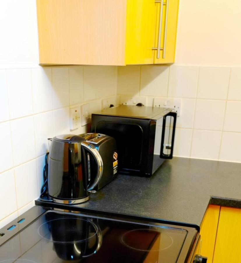 1 Bed - Sleeps 2 - 7 Min Walk To Hackney Station Lägenhet London Exteriör bild