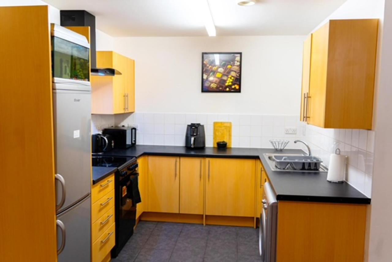 1 Bed - Sleeps 2 - 7 Min Walk To Hackney Station Lägenhet London Exteriör bild